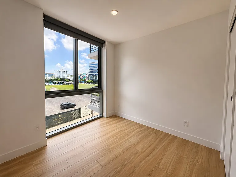 90 NE 32nd St #301 — Photo 5