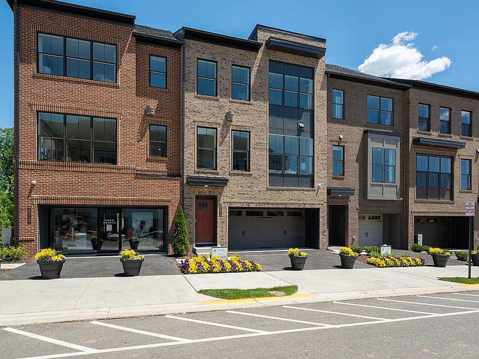 Stevenson at Bren Pointe