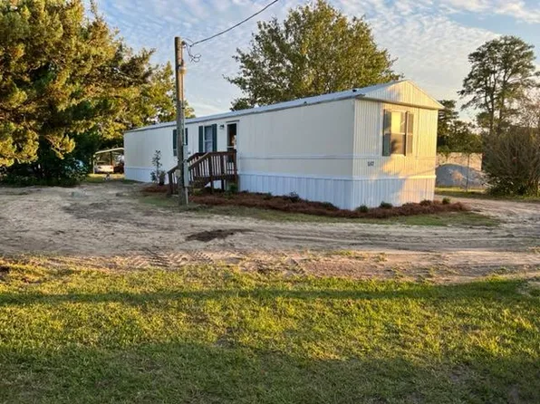 1697 High Way, Kinston, NC 28504