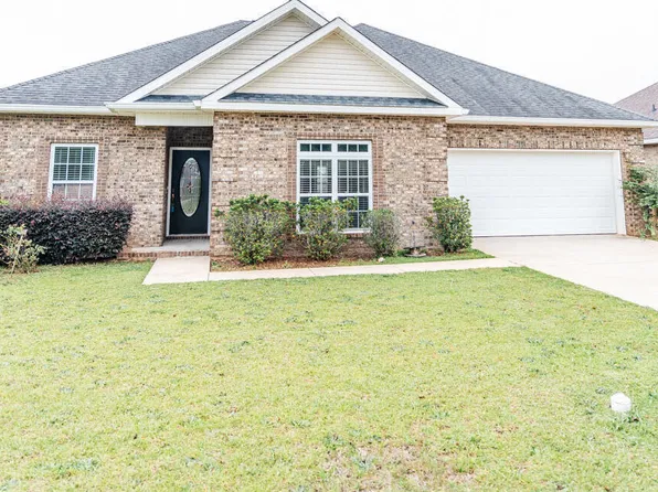 129 Manchester Ln, Byron, GA 31008