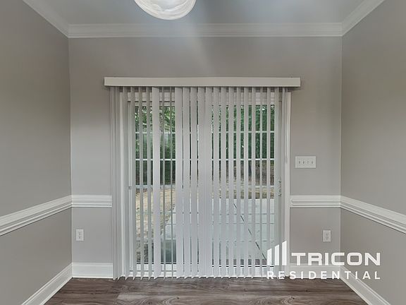 4th image of 4704 Odessa Pl