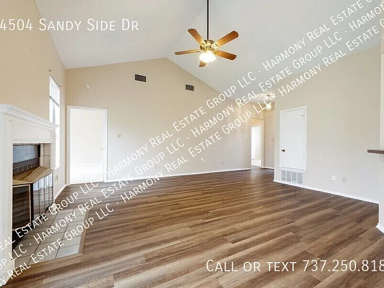 14504 Sandy Side Dr — Photo 3