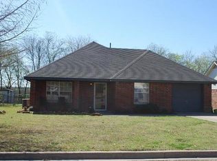 122 Trinity St, Hillsboro, TX 76645