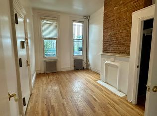 262 Stagg St #1F, Brooklyn, NY 11206