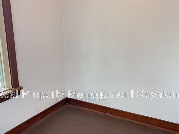 4th image of 122 E 16th Ave APT 2