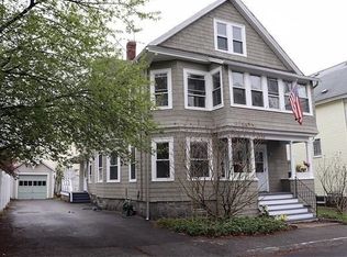 27 Saunders St, North Andover, MA 01845