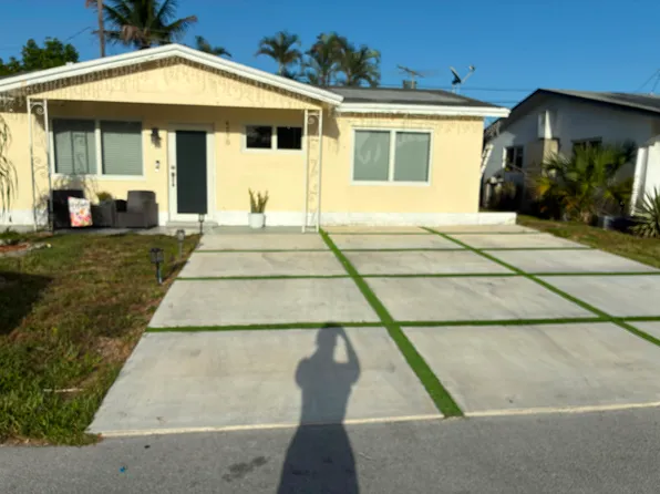 4570 NW 17th Way, Tamarac, FL 33309