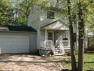 1st image of 210 Susan Marie St