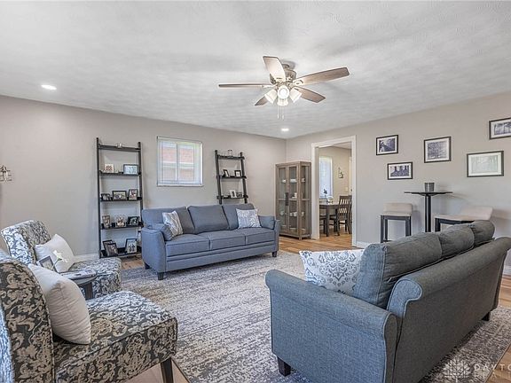 3rd image of 2716 Horstman Dr