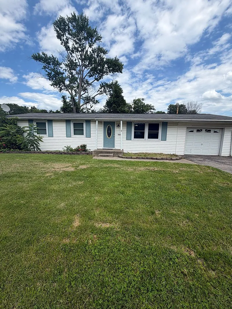 5003 Terry Drive, Alton IL — Photo 1