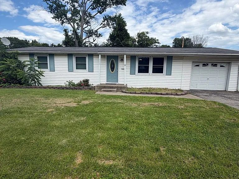 5003 Terry Dr — Photo 1