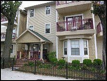 1st image of 1609 Queen Anne Way