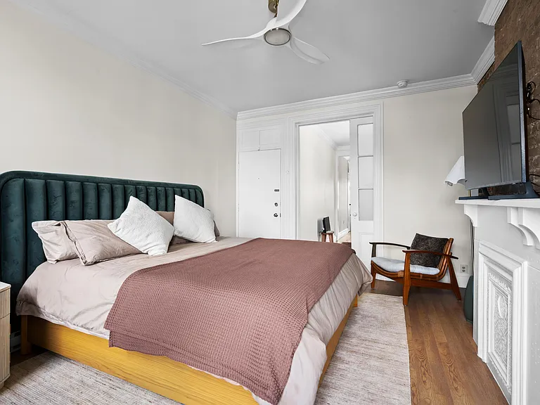 317 Pavonia Ave #6 — Photo 10