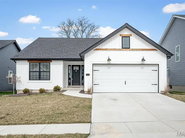 113 Sommerset Ct, Lake Saint Louis, MO 63367
