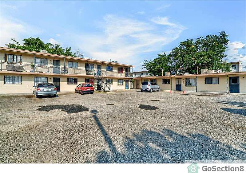 1st image of 4709 Maxwell Ave