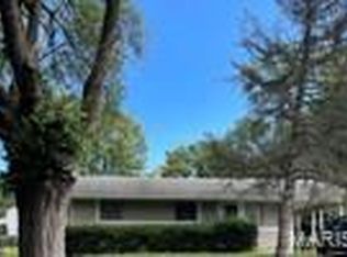 268 Roderick Dr, Saint Louis, MO 63137