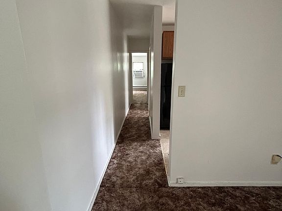 3rd image of 1265 W Genesee St #301