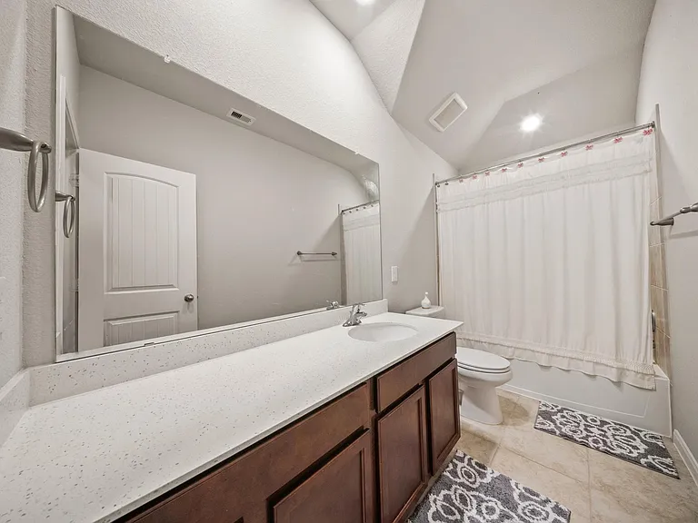 5318 Marisol Cove Dr — Photo 13