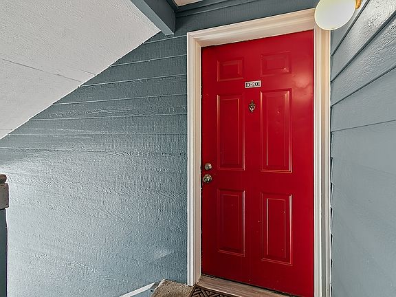 3rd image of 16817 Larch Way Unit D201