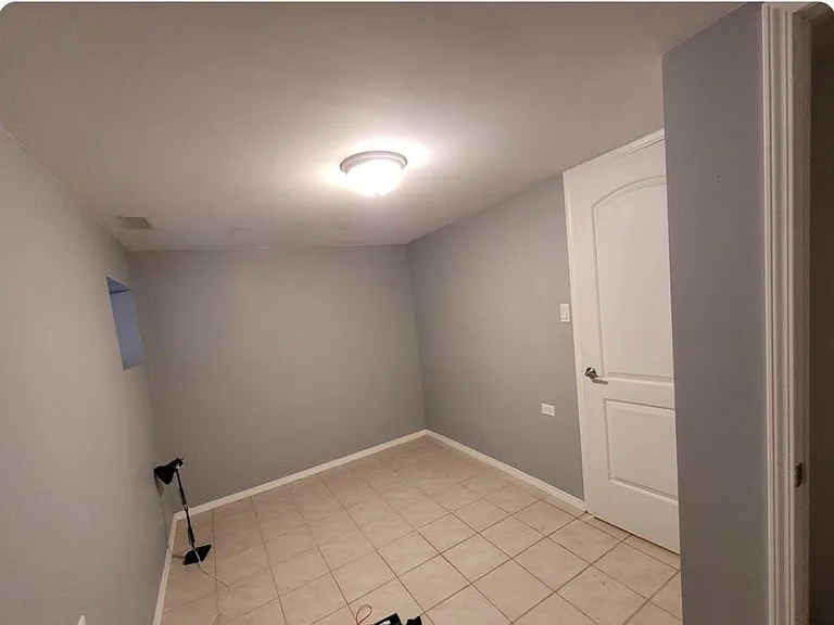 3629 S Hermitage Ave #BASEMENT — Photo 11