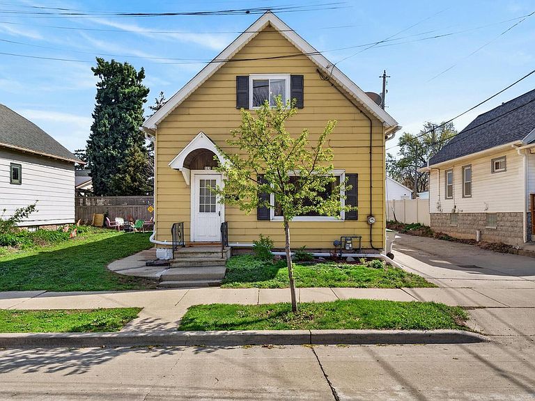 Listing photo 2