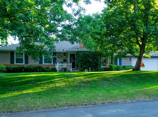 1614 Towne Ter, Bloomington, MN 55431
