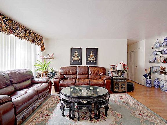 2nd image of 4310 Kissena Blvd APT 4M