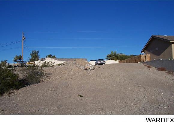 1st image of 3269 Thunderbird Dr