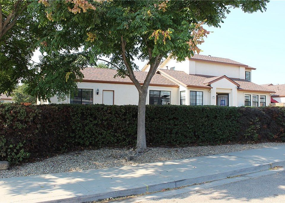 1st image of 306 Sunnyslope Ln