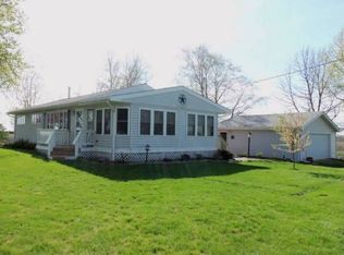 3717 W Gresham Rd, Cedar Falls, IA 50613