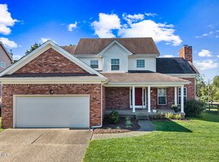 8913 Fox Chase Pl, Louisville, KY 40228