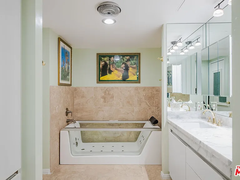 850 E Ocean Blvd #801 — Photo 14