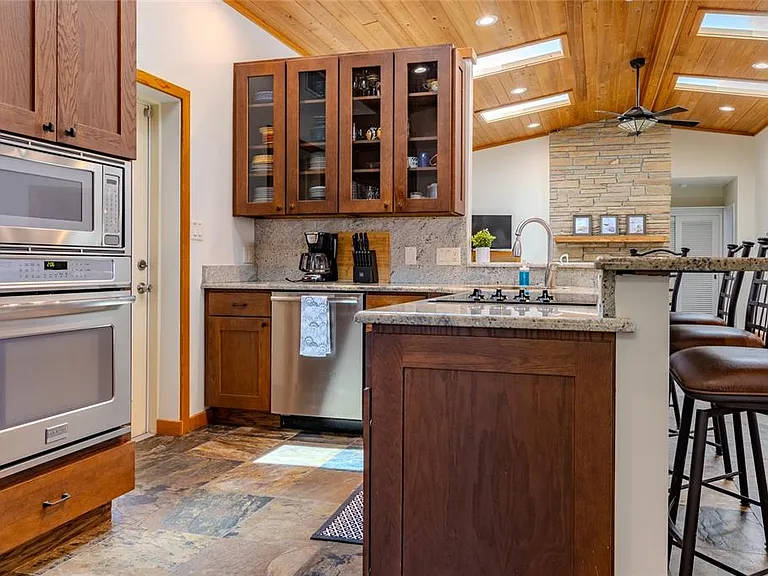 416 Sunset Dr — Photo 27