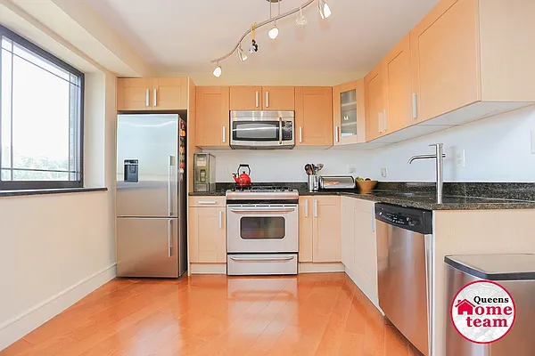 Sold by Keller Williams Realty Landmark II | media 4