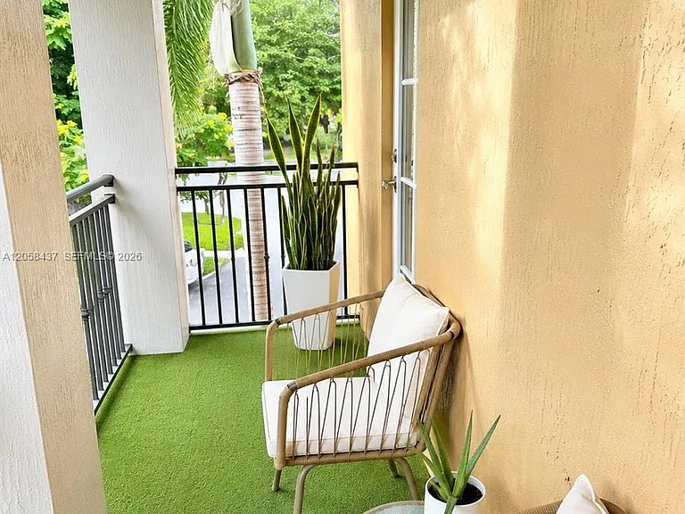 1101 SW 147th Ter #1101 — Photo 20