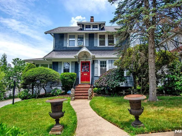 141 South St, Bogota, NJ 07603