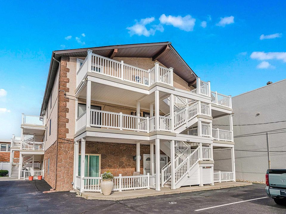 1st image of 9609 Pacific Ave APT 8