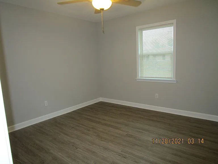 5921 Howard Rd — Photo 14