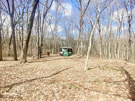4th image of 189 Fitchville Road