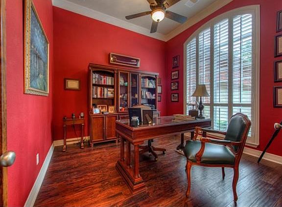 4th image of 1358 Pine Forest Cir
