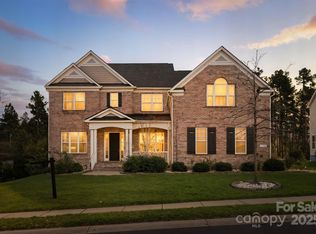 374 Hampton Trail Dr, Fort Mill, SC 29708