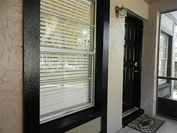 5th image of 4013 Dream Oak Pl APT 103