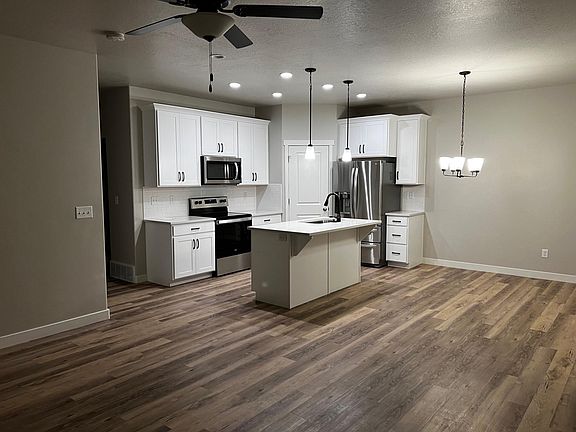 2nd image of 3969 Harmony Dr