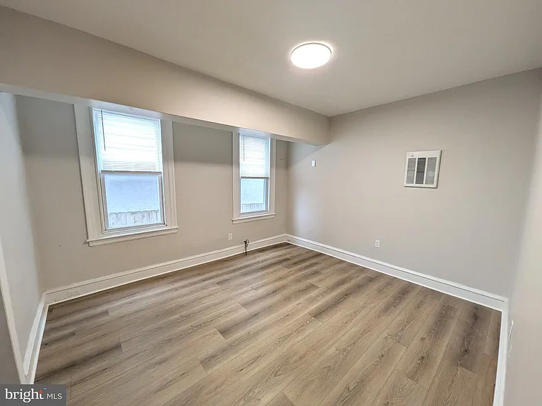 5750-52 Rising Sun Ave #B1 — Photo 23
