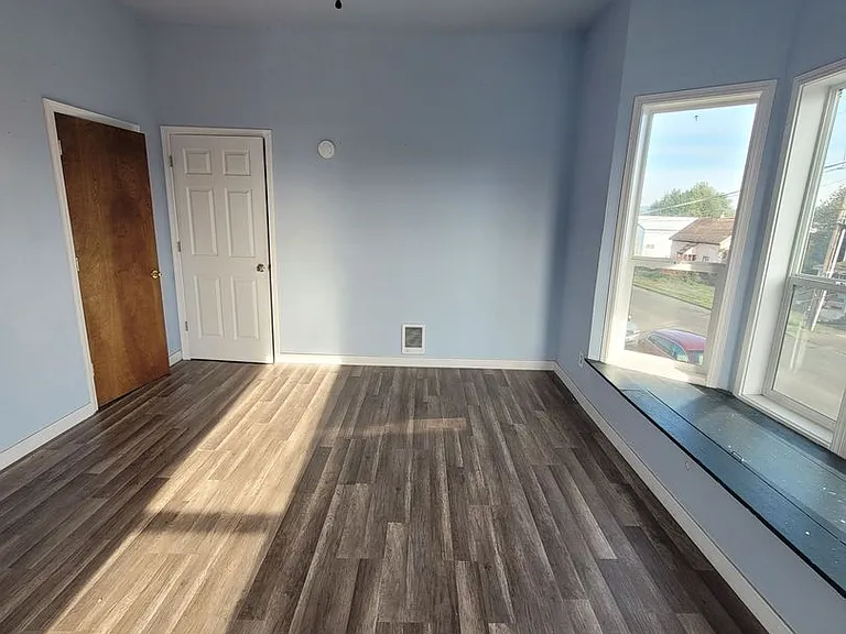 435 Ash St — Photo 12