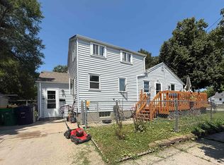 1031 N Clay St, Green Bay, WI 54302