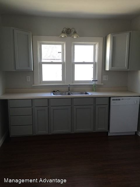 1st image of 1736 N 13th St