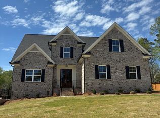 5620 Shamrock Ln, Douglasville, GA 30135