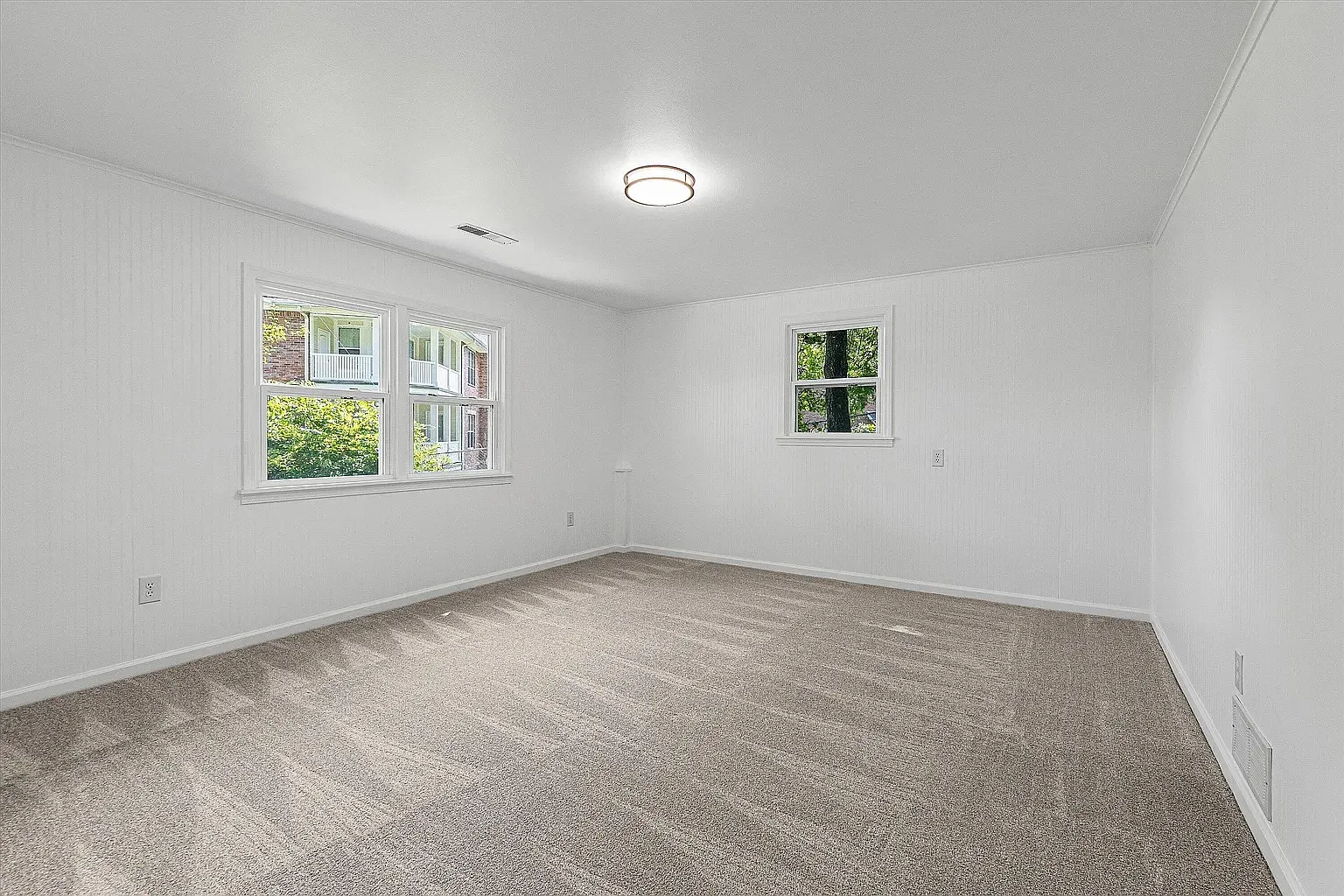 1 bed, 1200 sqft, $990 — Photo 4