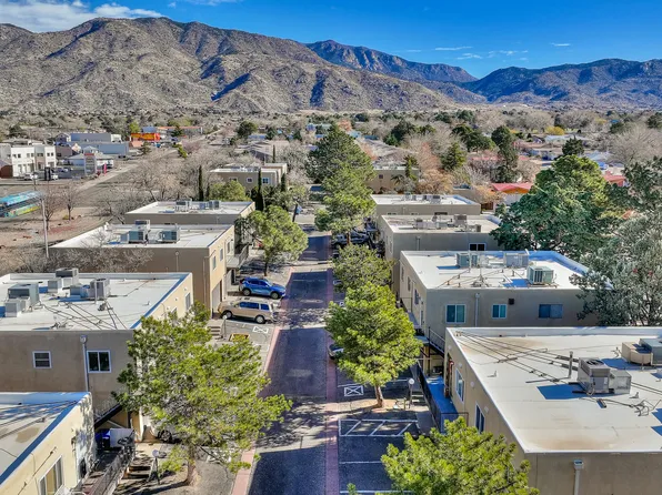 12009 Stilwell Dr NE APT B, Albuquerque, NM 87112
